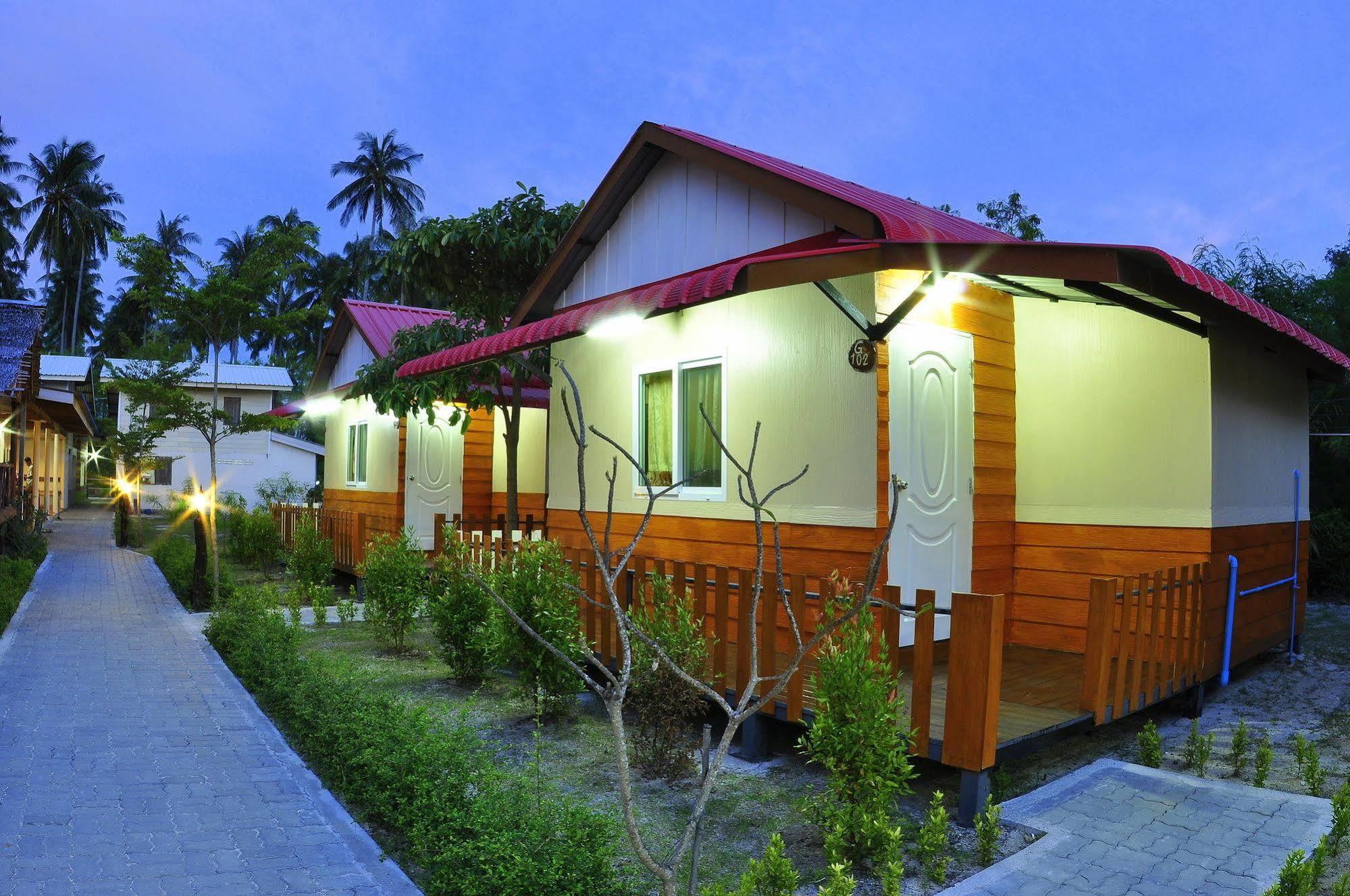 Phi Phi Ba Kao Bay Resort Екстериор снимка
